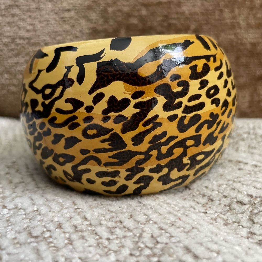 Leopard Print Yellow Bangle Bracelet - Picture 4 of 11
